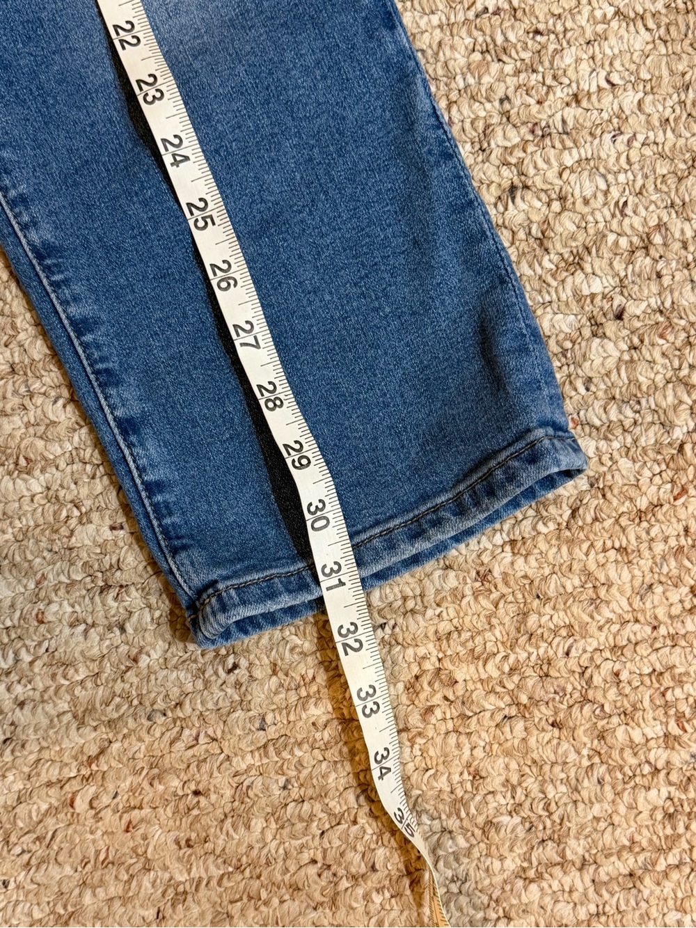 M Jeans Everflex Curvy Crop Jeans, Size 10 - Picture 5 of 6
